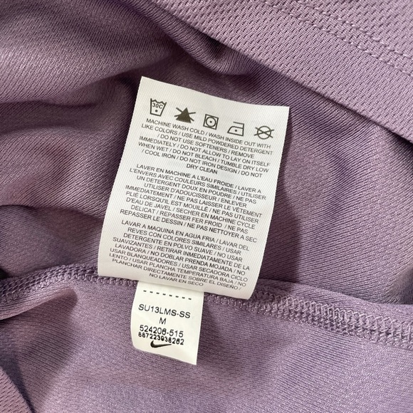 Nike Tennis Women’s Dri-Fit V Neck T Shirt - Picture 7 of 7